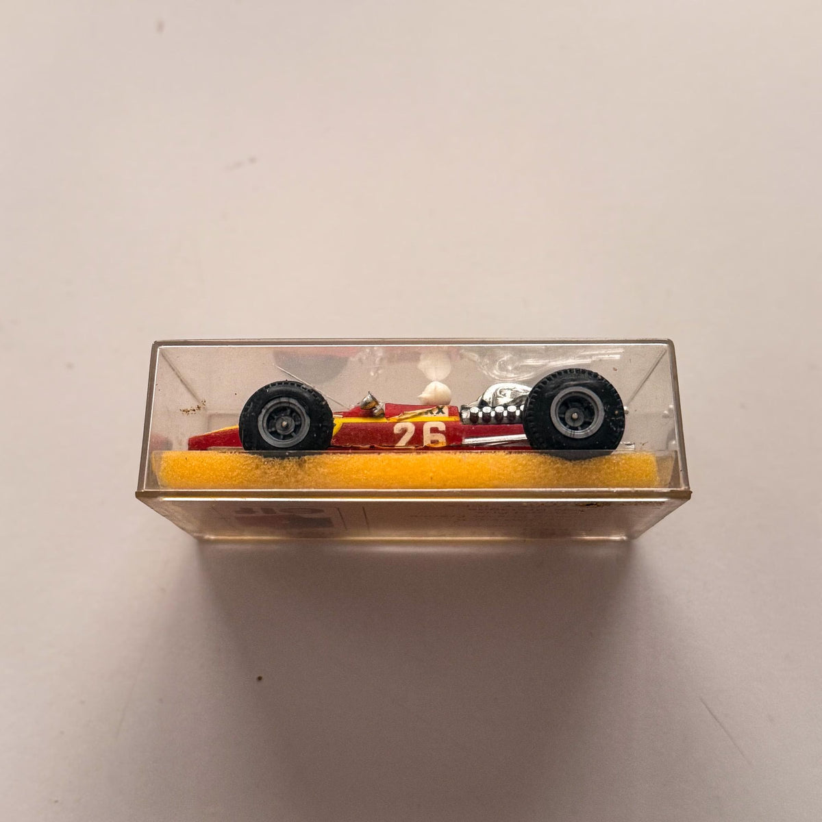 Champion Ferrari V12 — Jacky Ickx #26