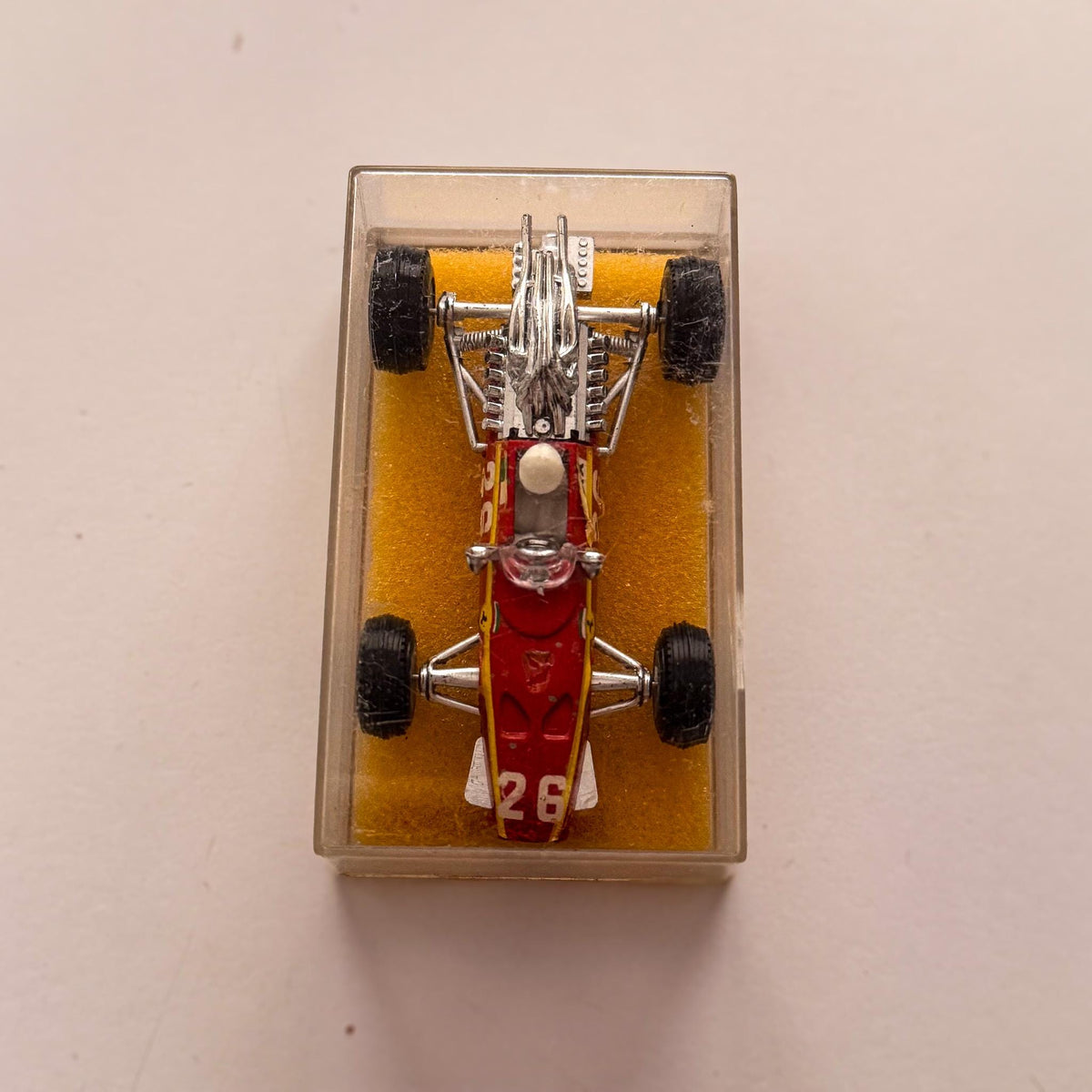Champion Ferrari V12 — Jacky Ickx #26