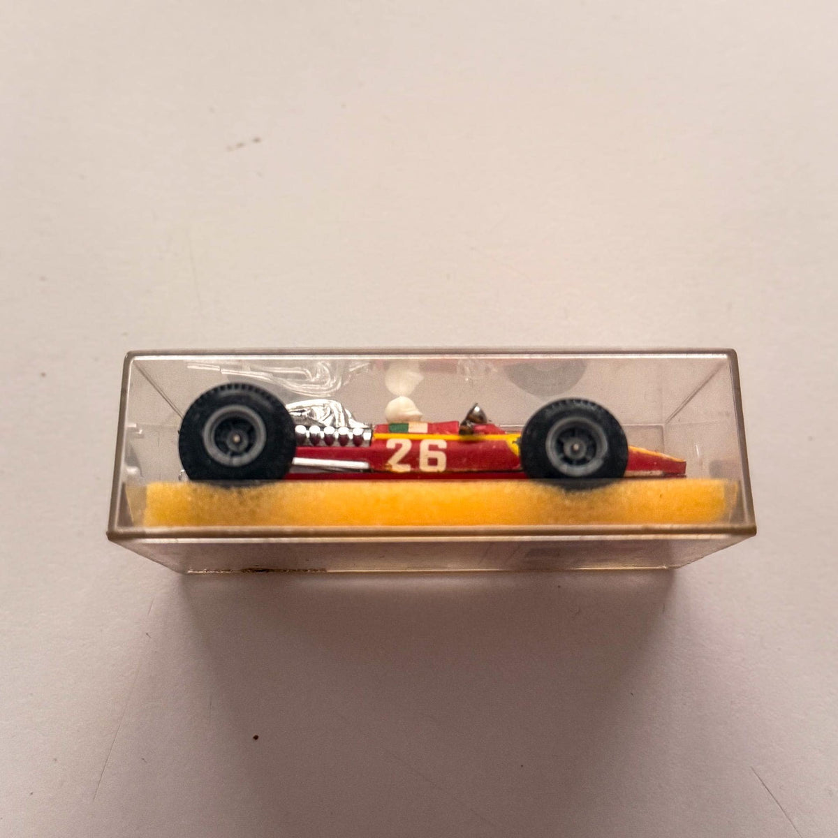 Champion Ferrari V12 — Jacky Ickx #26