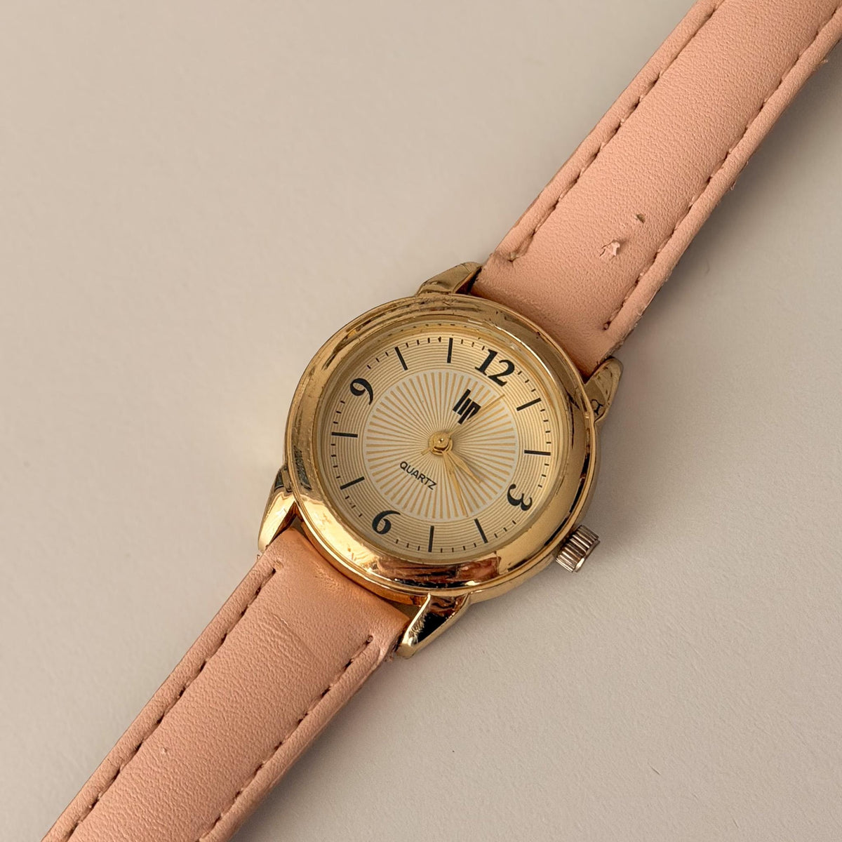 LIP Classics 02-18 Watch