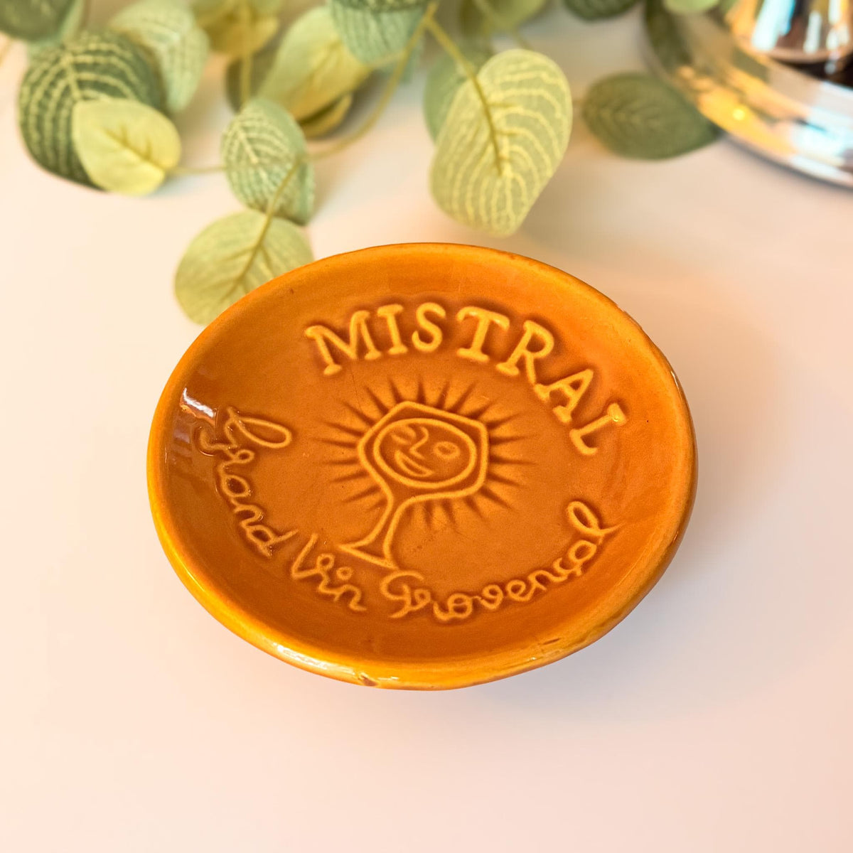 Mistral Grand Vin Provençal Advertising Ashtray